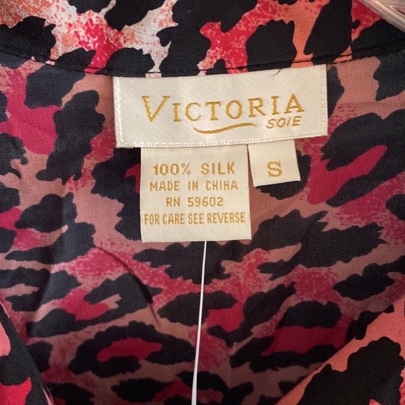 Pink Leopard Silk Shirt - Picture 8 of 12